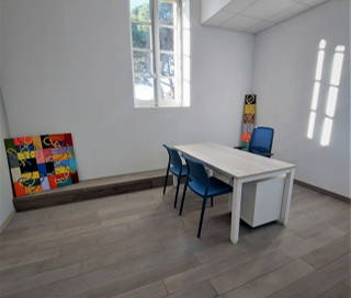 Bureau privé 18 m² 2 postes Coworking Boulevard Dethez Istres 13800 - photo 3